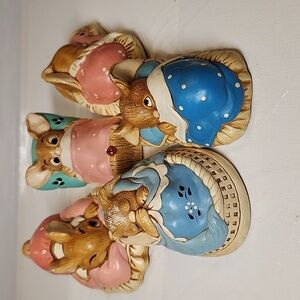 Vintage pendelfin rabbits figurine hand-pained "snuggles" England
